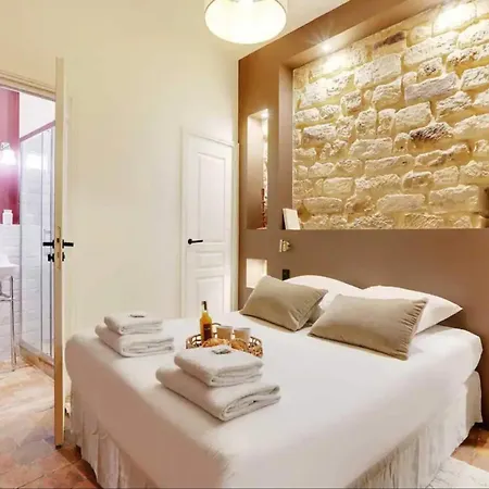 Amazing Center Of Paris-le Marais Apartment *