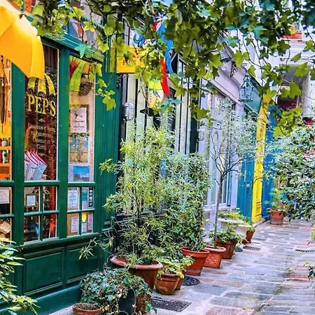 Amazing Center Of Paris-le Marais Apartment